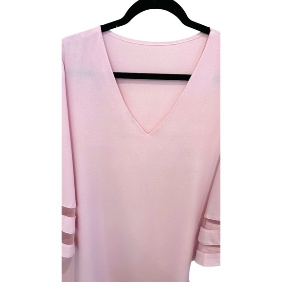 Unbranded Pink Long Decorative Bell Sleeve V-Neck Top Size 2XL NWOT - Picture 1 of 3